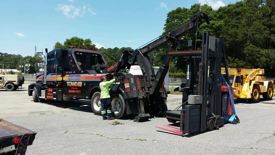 forklift equipment towing services